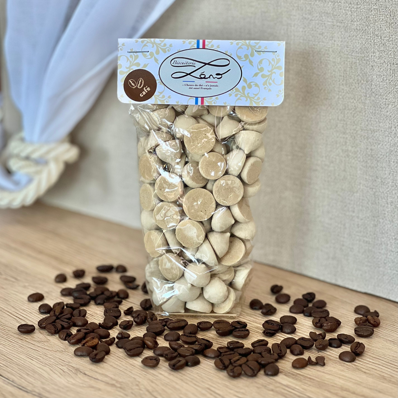Meringues gouttes au café