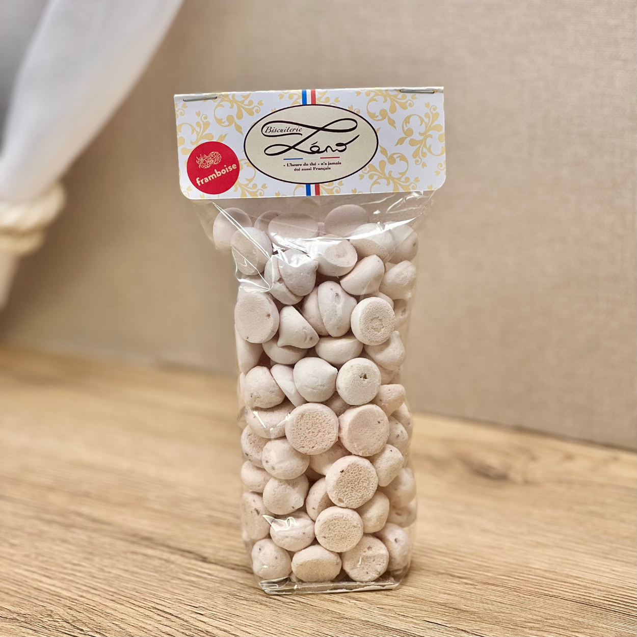 Meringues gouttes framboise