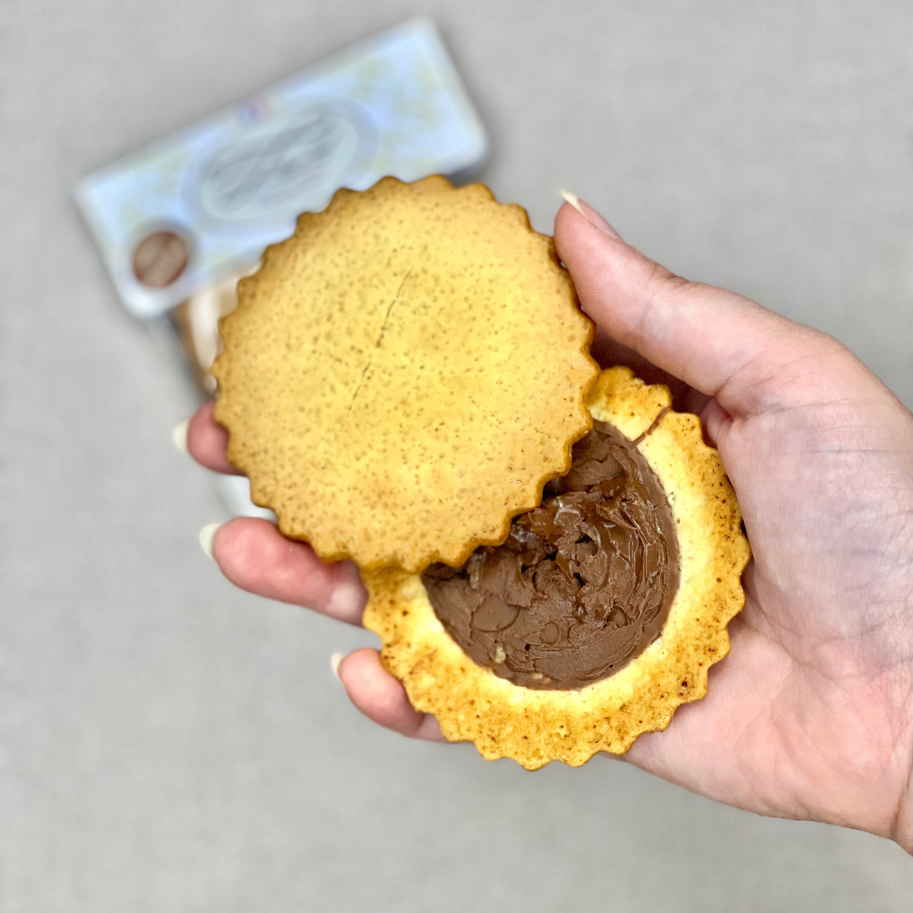 Biscuit fourré chocolat